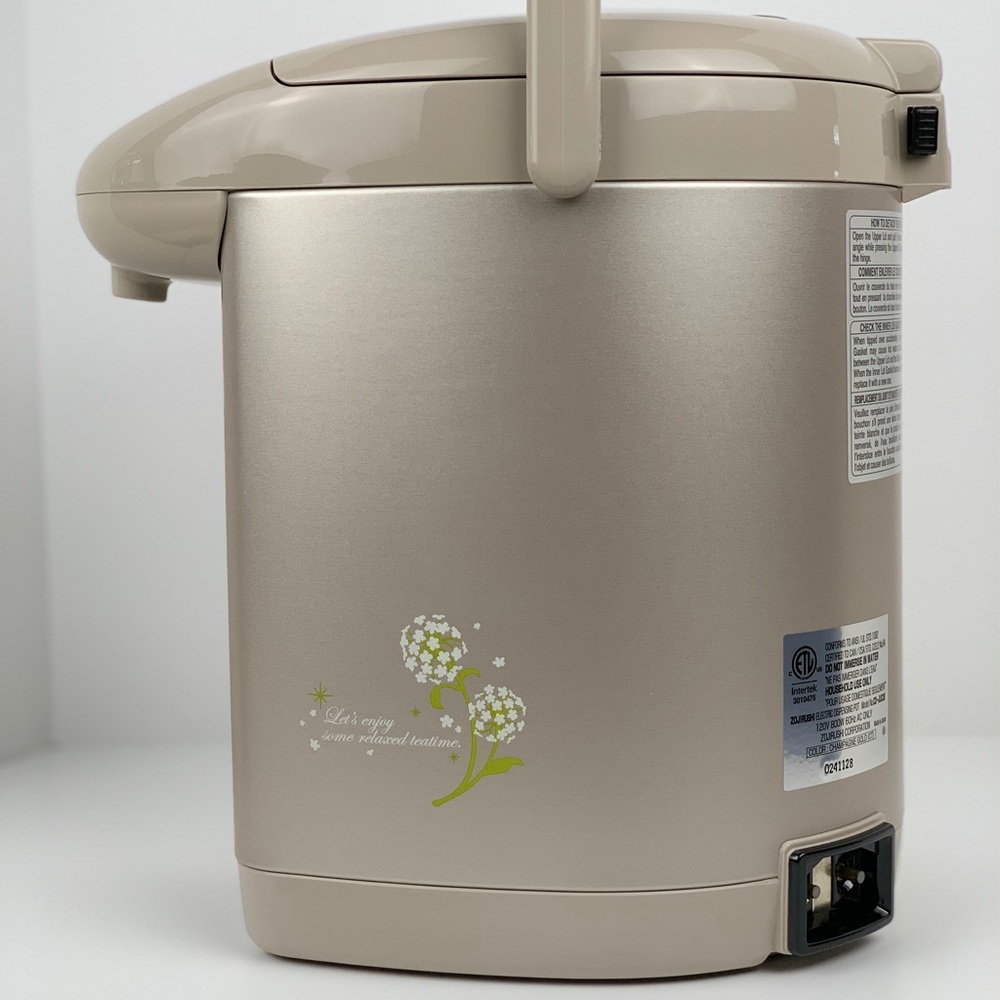 Like New-Zojirushi CD-JUC 3L Water Boiler and Dispenser - Picture 4 of 16